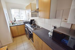 Kitchen- click for photo gallery
